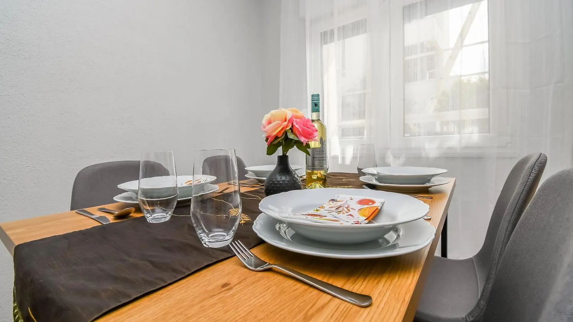Apartments Neli Trogir